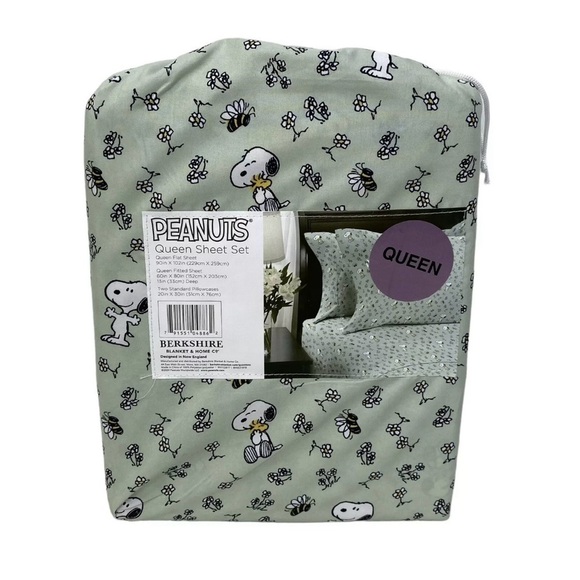 Peanuts Snoopy Queen Size Spring Sheet Set Green floral NWT - Picture 7 of 8